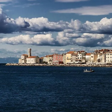 Apartma Sunrise * 피란