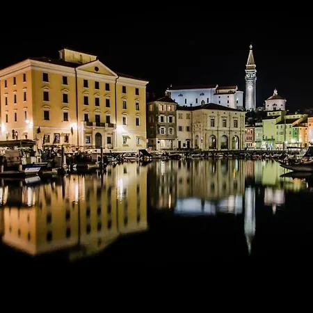 Apartma Sunrise 아파트 피란