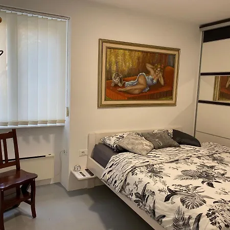 Apartma Sunrise Apartament *