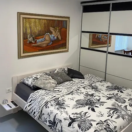 Apartma Sunrise 아파트 피란