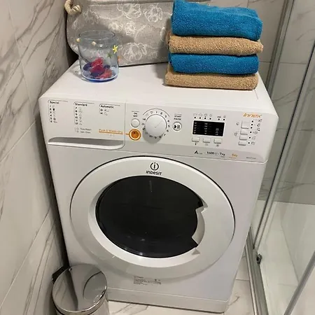 Apartma Sunrise 피란