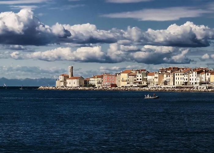 Apartma Sunrise * פיראן