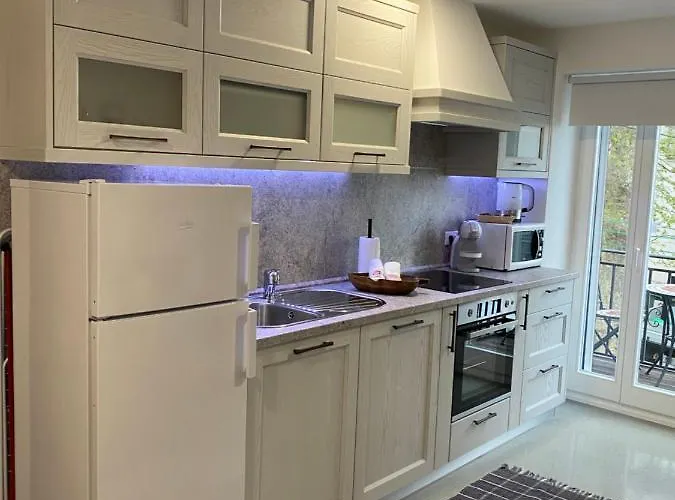 Apartma Sunrise דירה